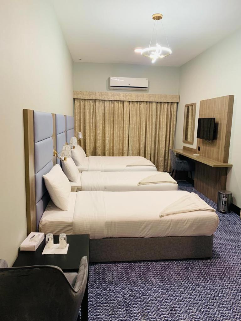 Silver Sand Hotel دبي المظهر الخارجي الصورة